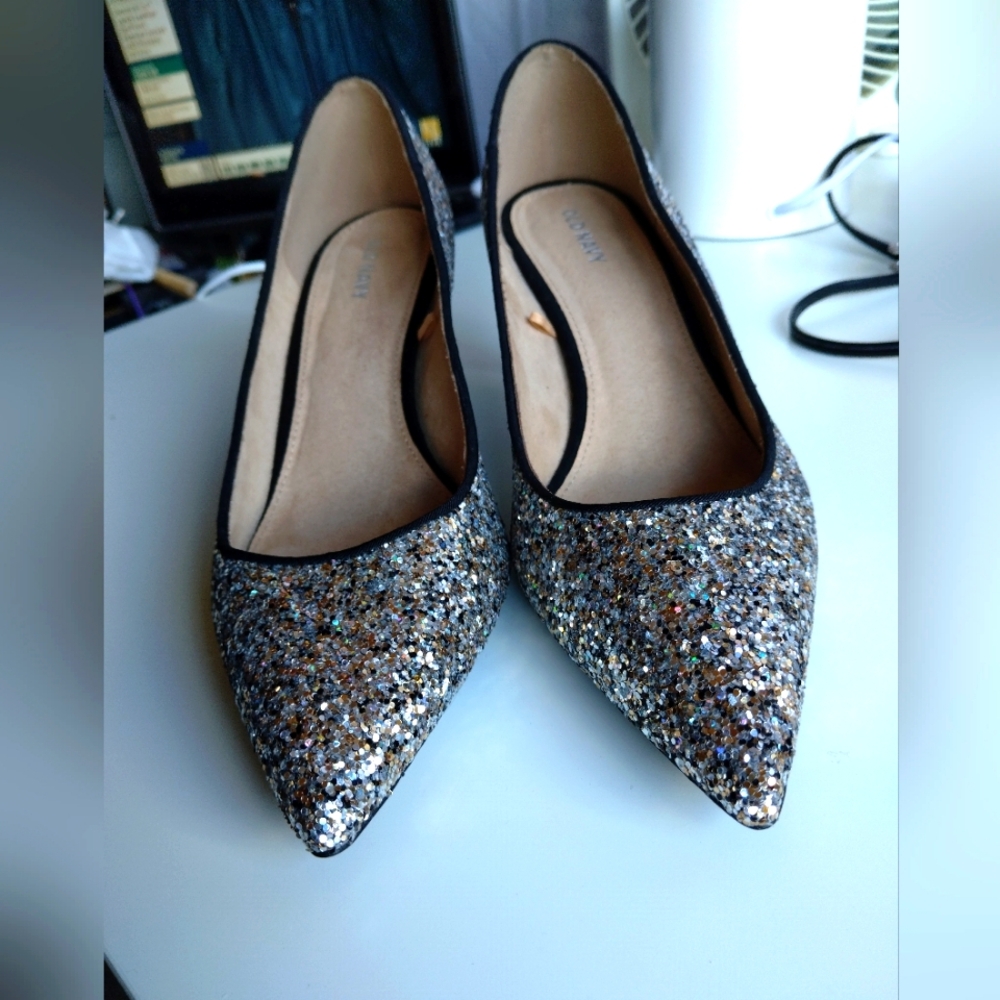 Old navy shoes for women
